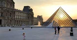 Louvre