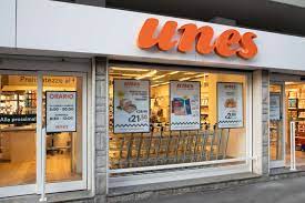 unes