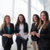 Donne nel middle management in Italia: motore silenzioso tra responsabilità e disuguaglianze